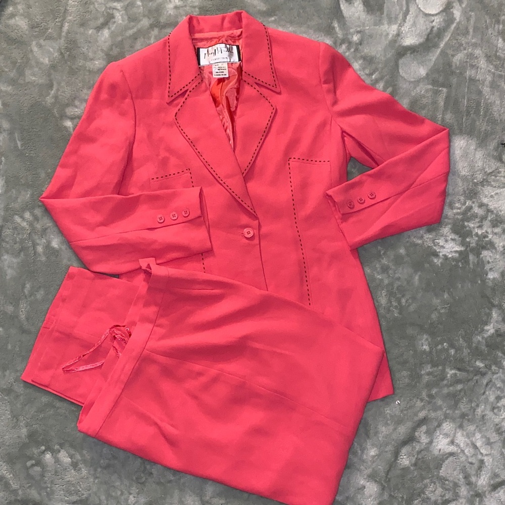 Mary McFadden Collection coral suit, sz 10